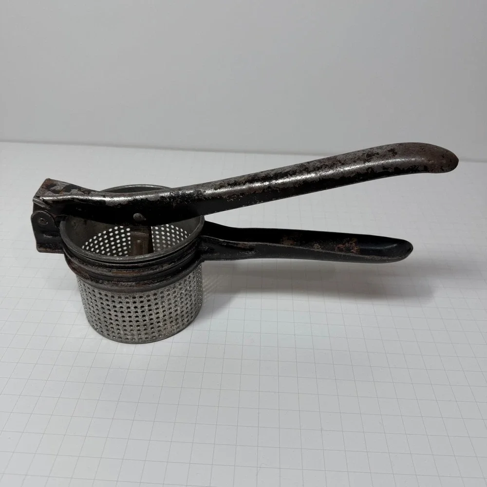 Vintage Black Hawk O'Brien & O'Brien Potato Ricer Metal Kitchen Tool